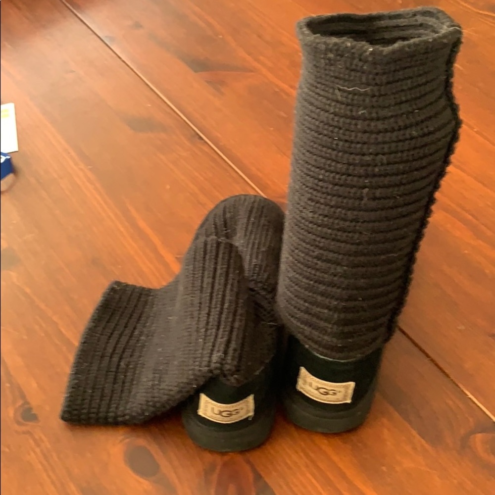 Ugg sweater boot